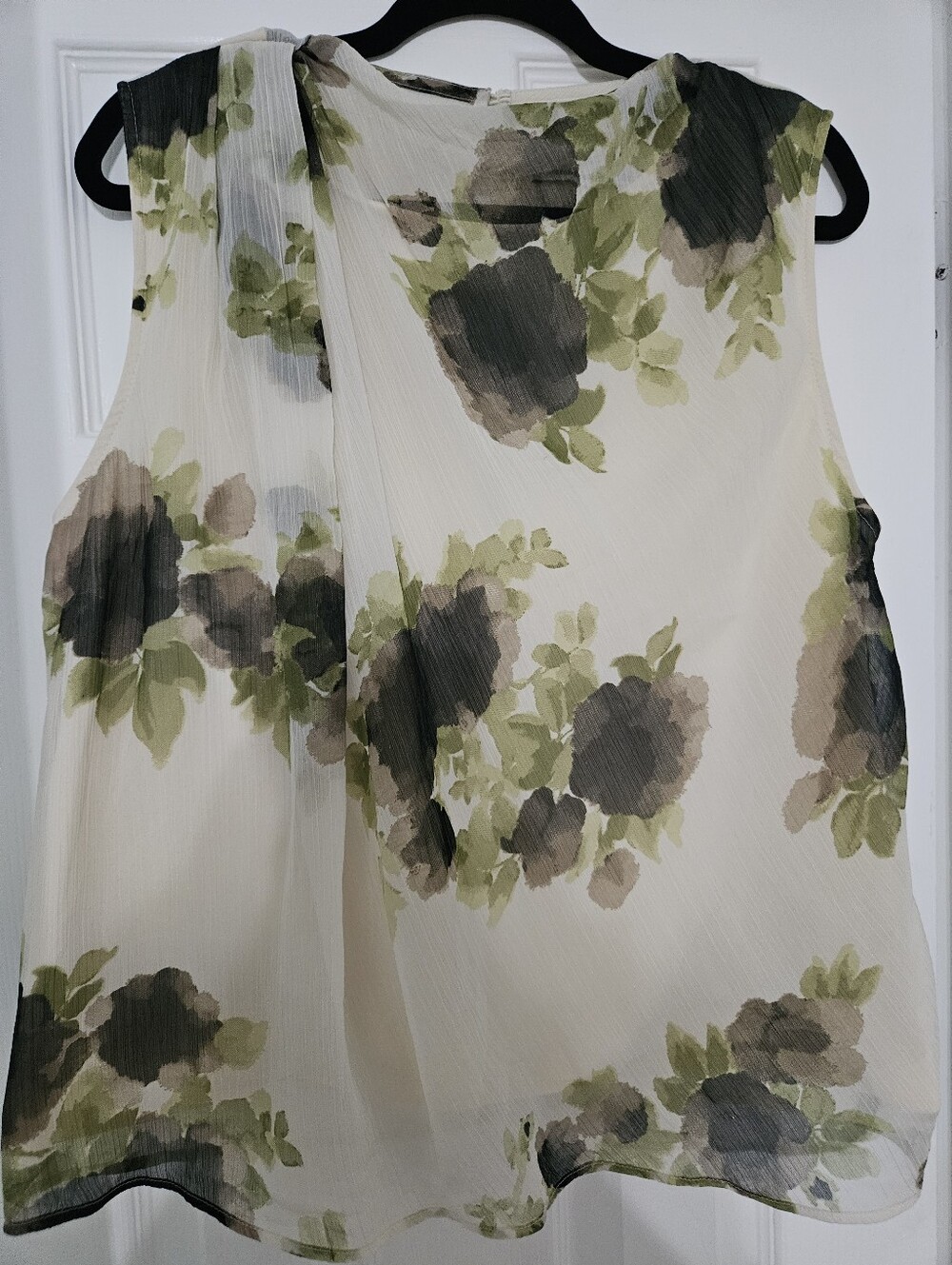 Abercrombie & Fitch Floral Sleeveless Chiffon Blouse